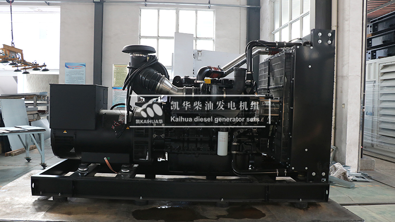 一臺(tái)400kw康明斯柴油發(fā)電機(jī)組成功出廠(chǎng)