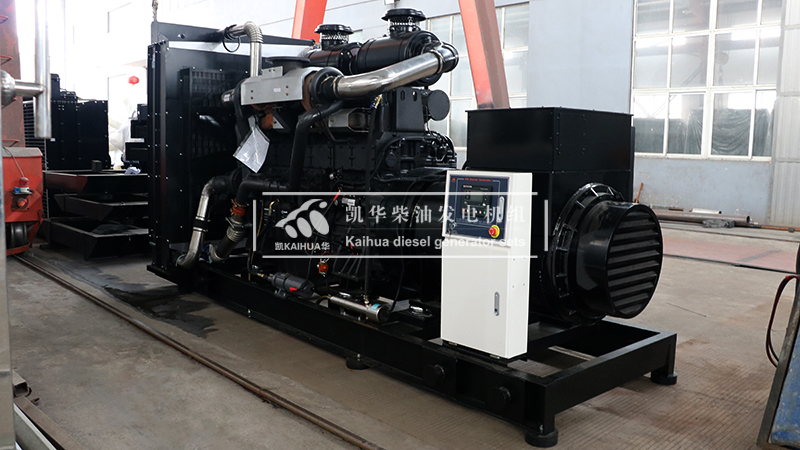一臺(tái)500kw上柴柴油發(fā)電機(jī)組成功出廠