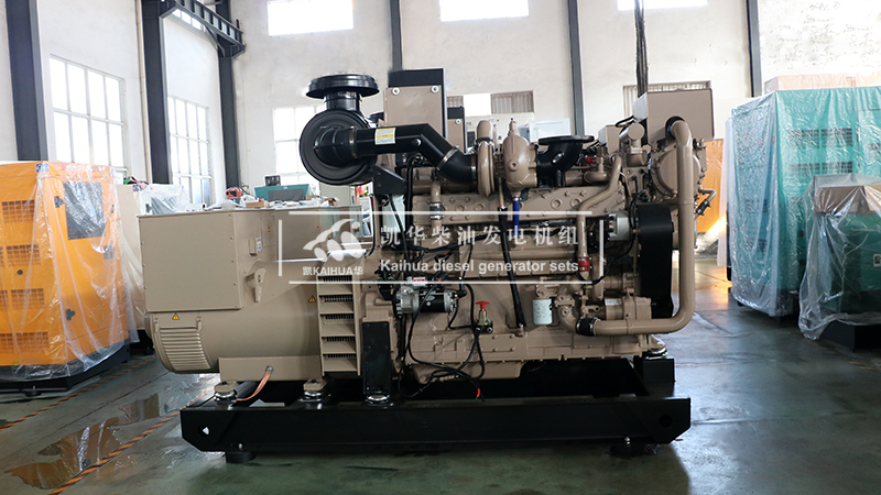 一臺400kw船用柴油發(fā)電機(jī)組成功出廠